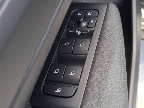 2026 Volvo XC40 B4 Core