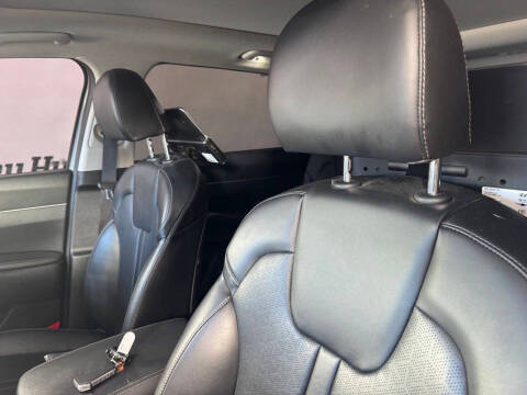 2022 Kia Sorento X-Line EX
