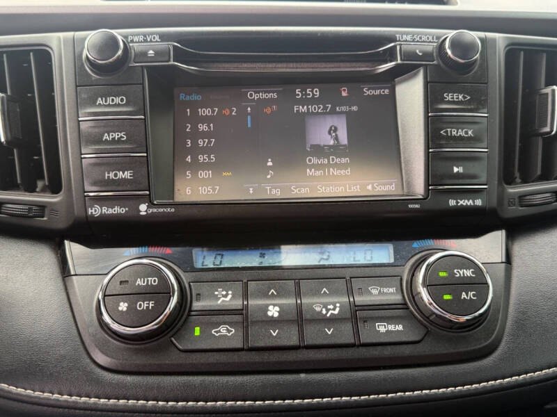 2017 Toyota RAV4 XLE