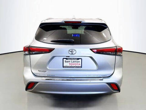 2023 Toyota Highlander L