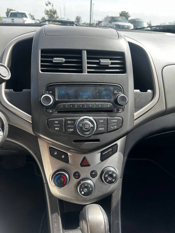 2014 Chevrolet Sonic LT Auto