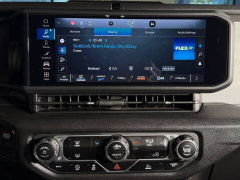 2025 Jeep Gladiator NightHawk