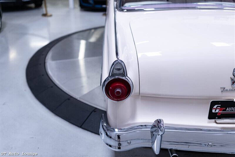 1955 Ford Crown Victoria 29