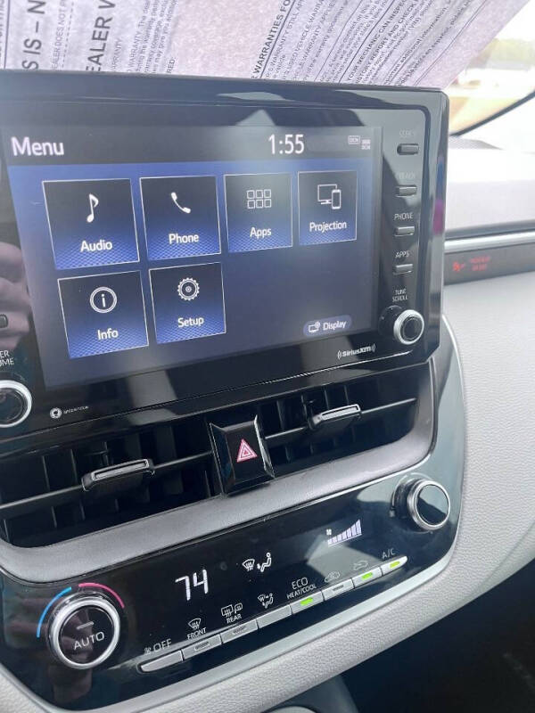 2022 Toyota Corolla LE