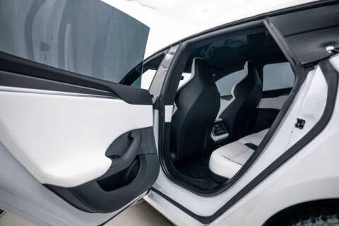 2022 Tesla Model S Plaid