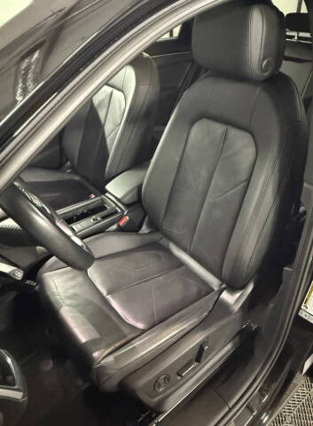 2020 Audi Q3 quattro Premium 45 TFSI