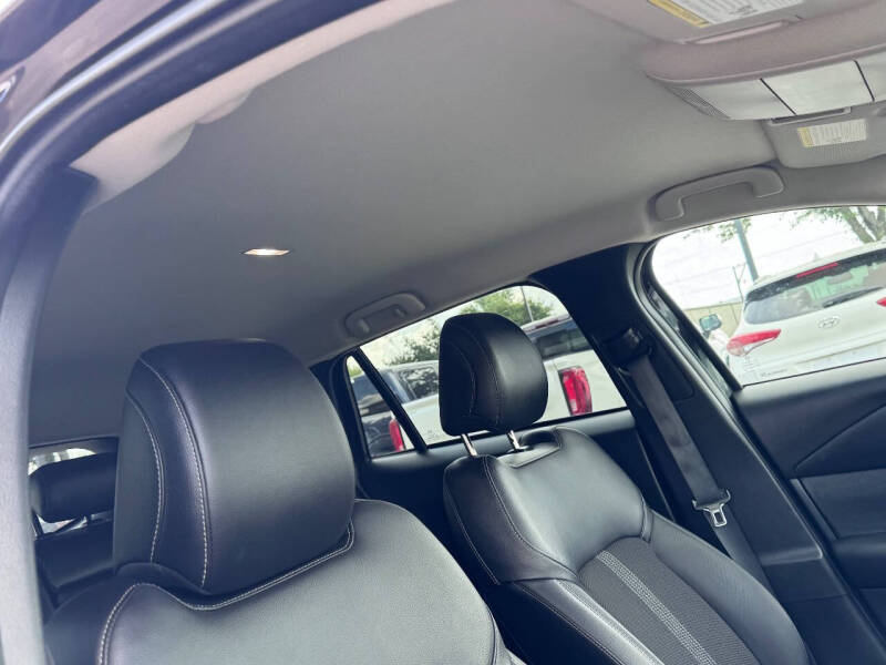2025 Mazda CX-50 2.5 S Preferred