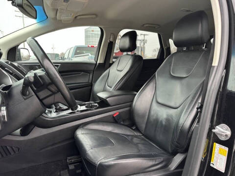 2016 Ford Edge Titanium
