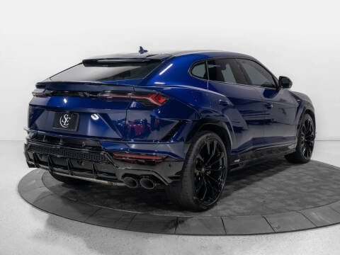 2023 Lamborghini Urus S