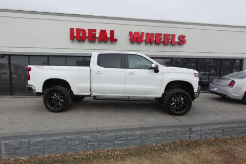 2021 Chevrolet Silverado 1500 for sale at Ideal Wheels in Sioux City IA