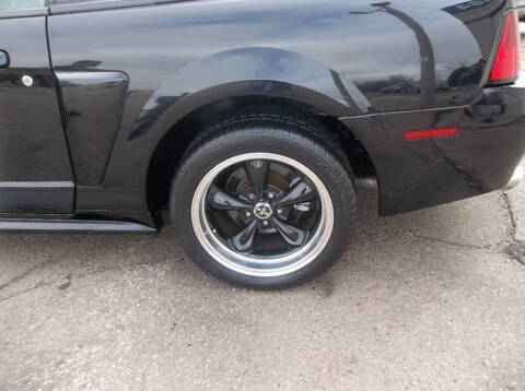 2004 Ford Mustang Mach 1 Premium