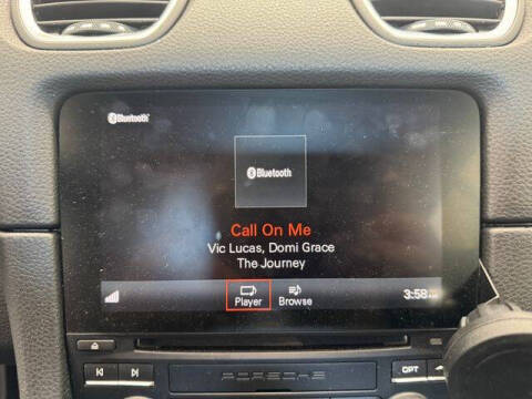 2021 Porsche 718 Cayman T