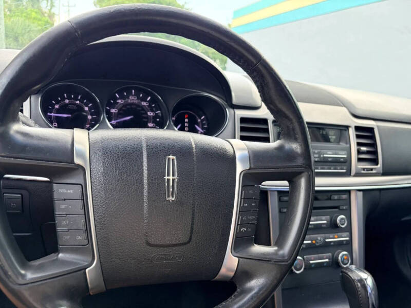 2012 Lincoln MKZ