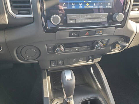 2024 Nissan Frontier SV