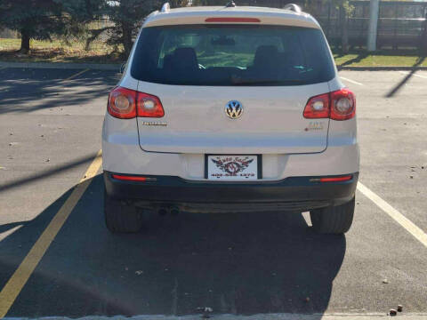 2009 Volkswagen Tiguan SEL 4Motion