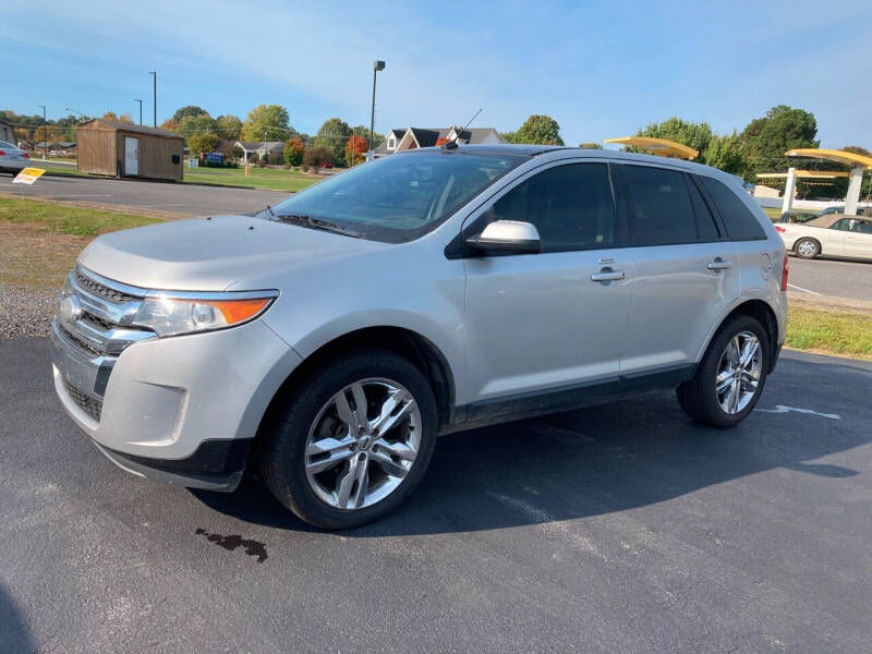 McCully's Automotive Car Dealer in Benton, KY