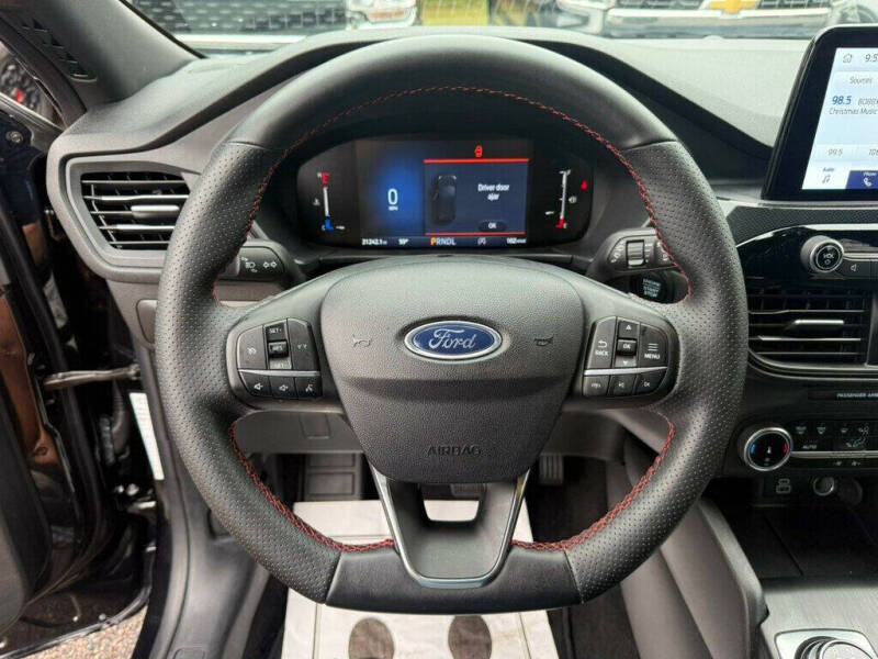 2025 Ford Escape ST-Line