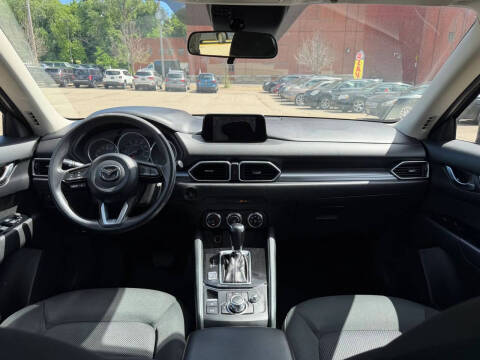 2017 Mazda CX-5 Sport
