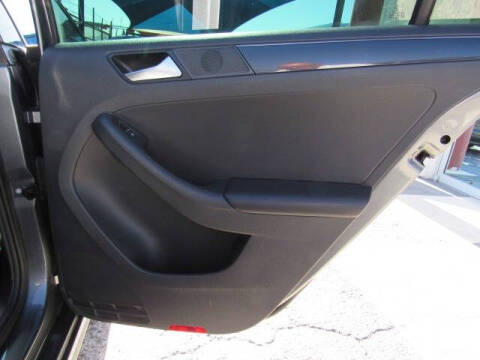 2017 Volkswagen Jetta 1.8T SEL Premium