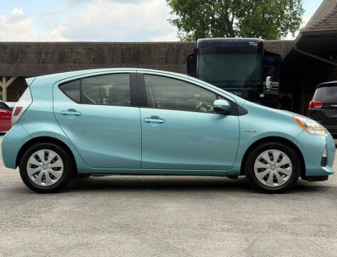 2013 Toyota Prius c Two