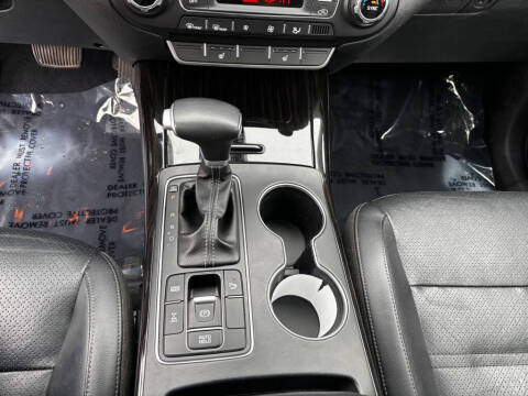 2020 Kia Sorento EX V6