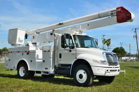 2006 International DuraStar 4400 for sale at American Trucks and Equipment in Hollywood FL