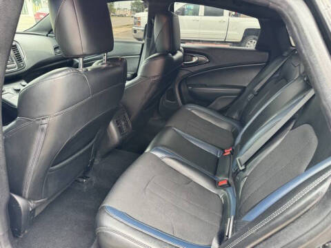 2015 Chrysler 200 S