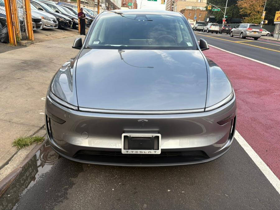 Stealth Grey 2026 Tesla Model Y Long Range AWD Long Range 4dr Crossover 2