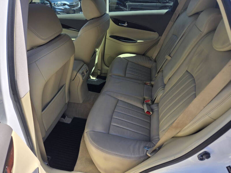 2013 Infiniti EX37 Journey