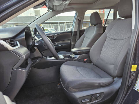 2020 Toyota RAV4 XLE