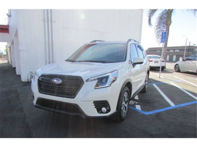 2023 Subaru Forester Premium