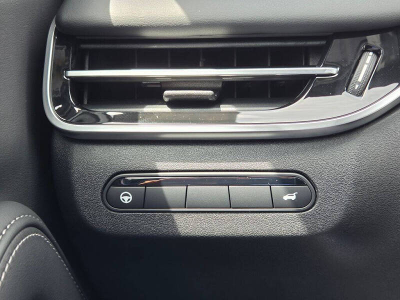 2027 Infiniti QX65 Luxe