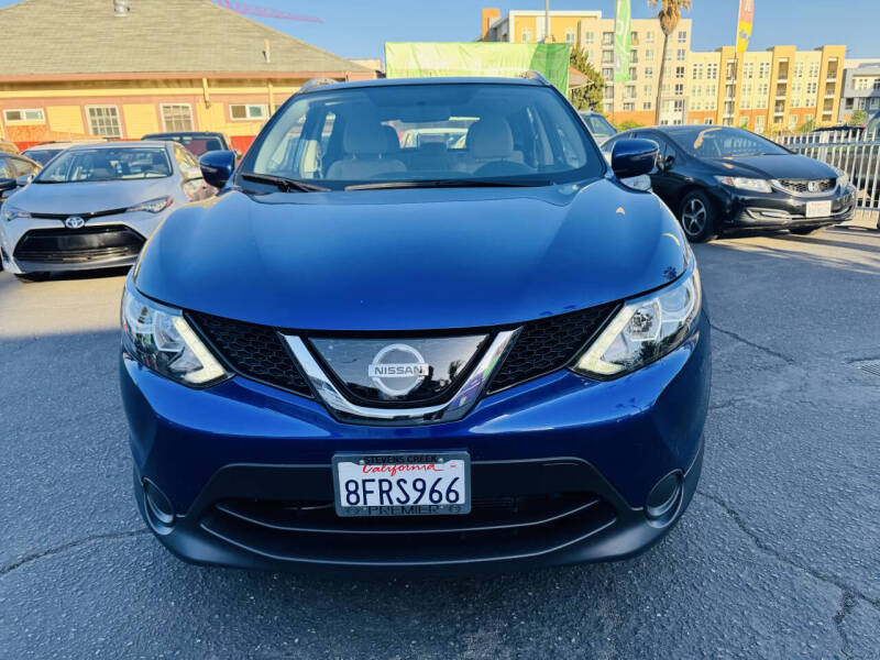 2018 Nissan Rogue Sport SV