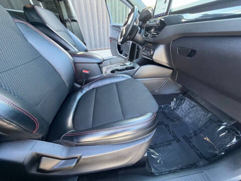 2025 Ford Escape ST-Line