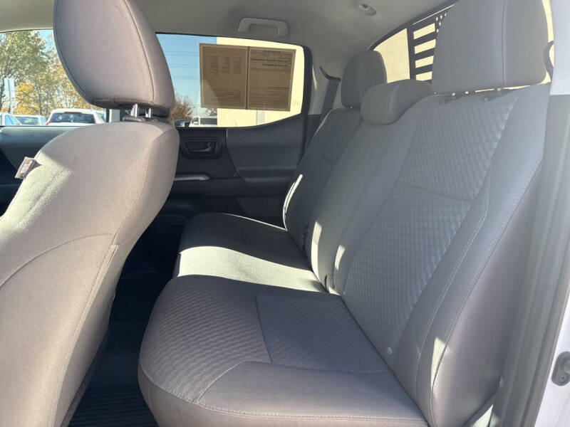 2022 Toyota Tacoma SR5 V6