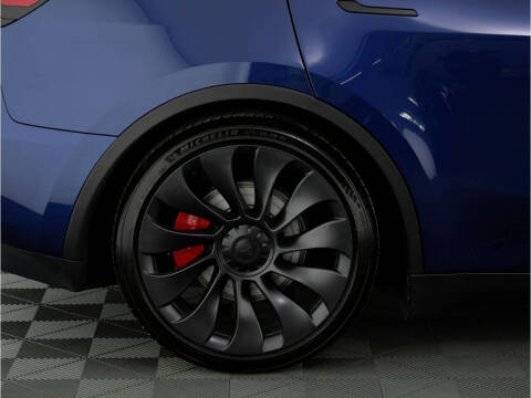 2023 Tesla Model Y Performance