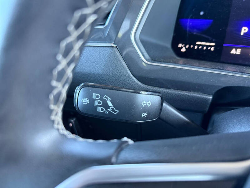 2023 Volkswagen Tiguan SE R-Line Black