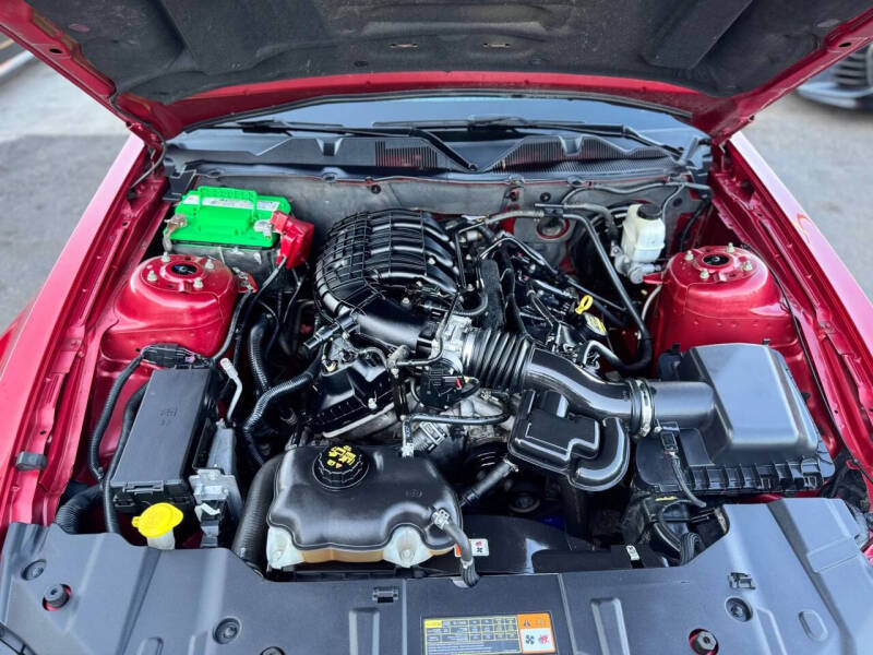 2013 Ford Mustang V6 Premium