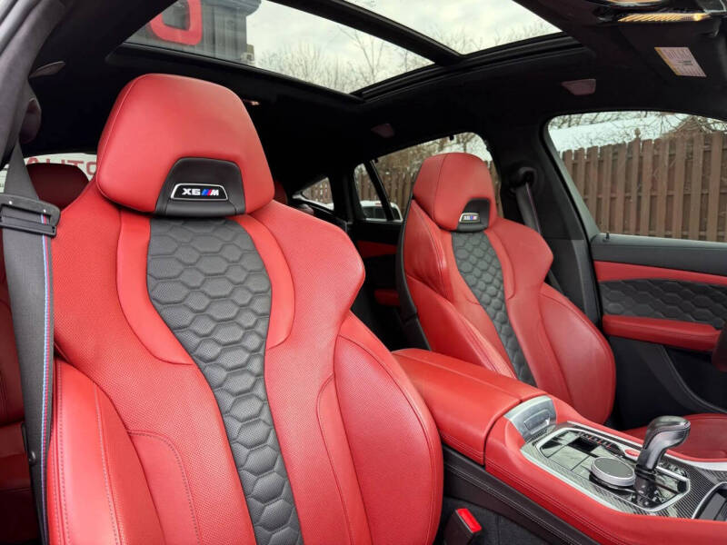 2023 BMW X6 M