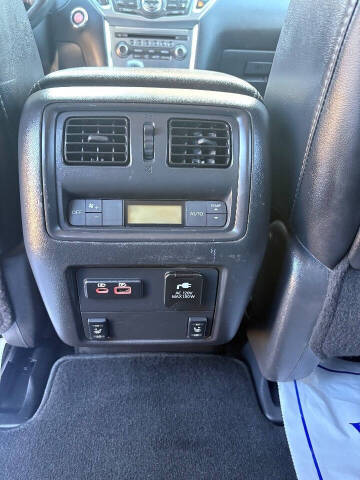 2019 Nissan Pathfinder SV