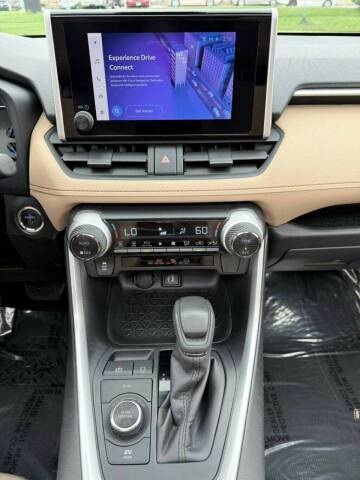 2023 Toyota RAV4 Hybrid XLE