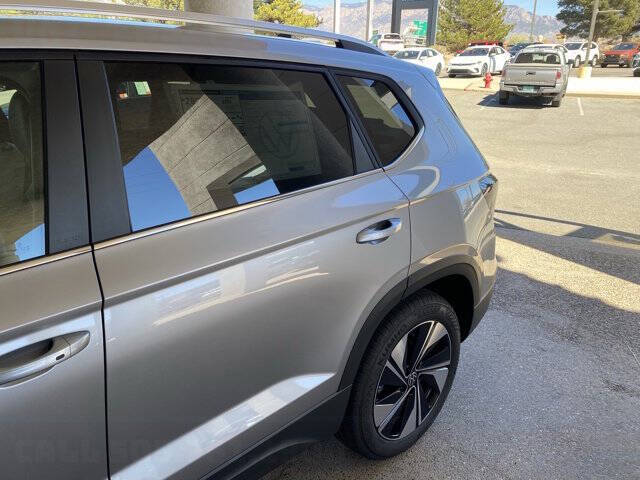 2026 Volkswagen Taos SE 4Motion
