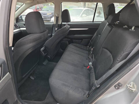 2010 Subaru Outback 2.5i