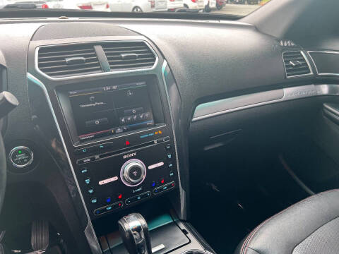 2016 Ford Explorer Sport