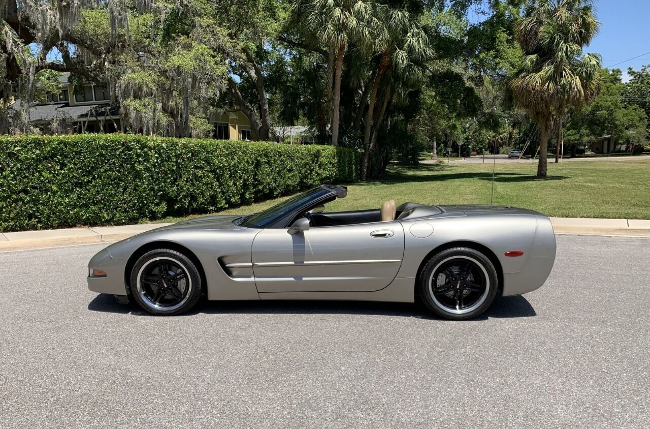 1998 Chevrolet Corvette 1