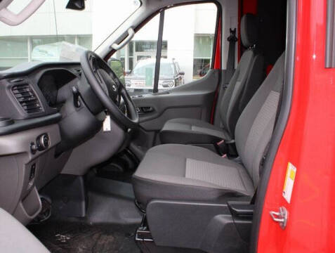 2025 Ford Transit 250