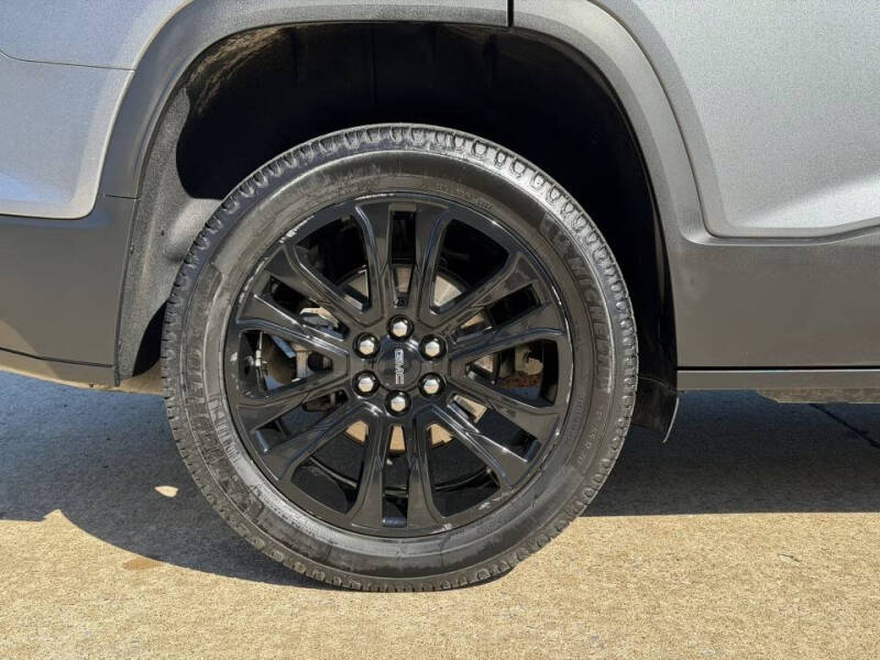 2022 GMC Acadia SLE