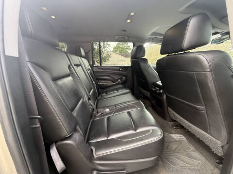 2017 Chevrolet Suburban LT