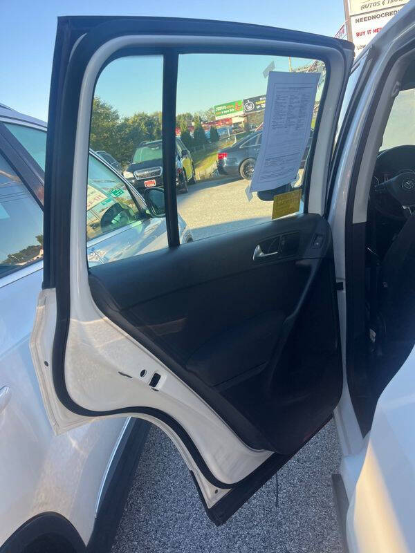 2015 Volkswagen Tiguan S