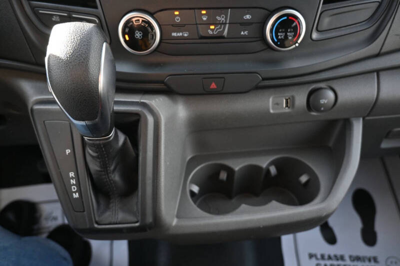 2024 Ford Transit 250